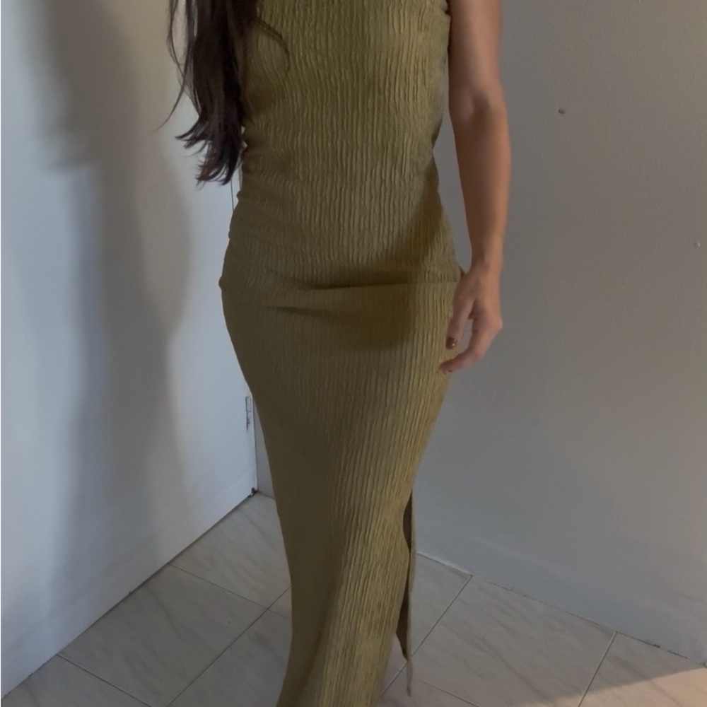 Elegant Olive Green Women's Dress